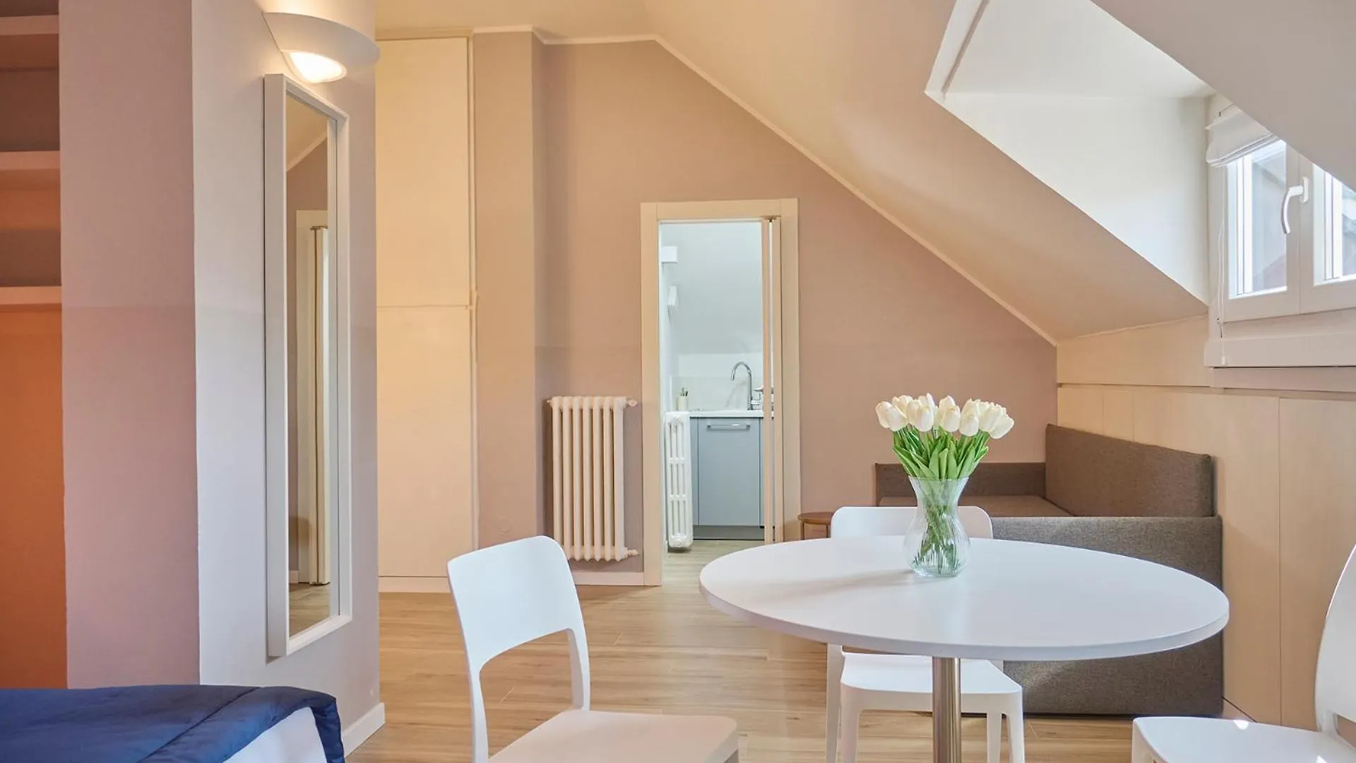 Apartamento Milan Retreats Duomo 0*,  Italia
