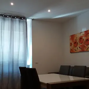 Livings Lazzaroni , Milán Italia