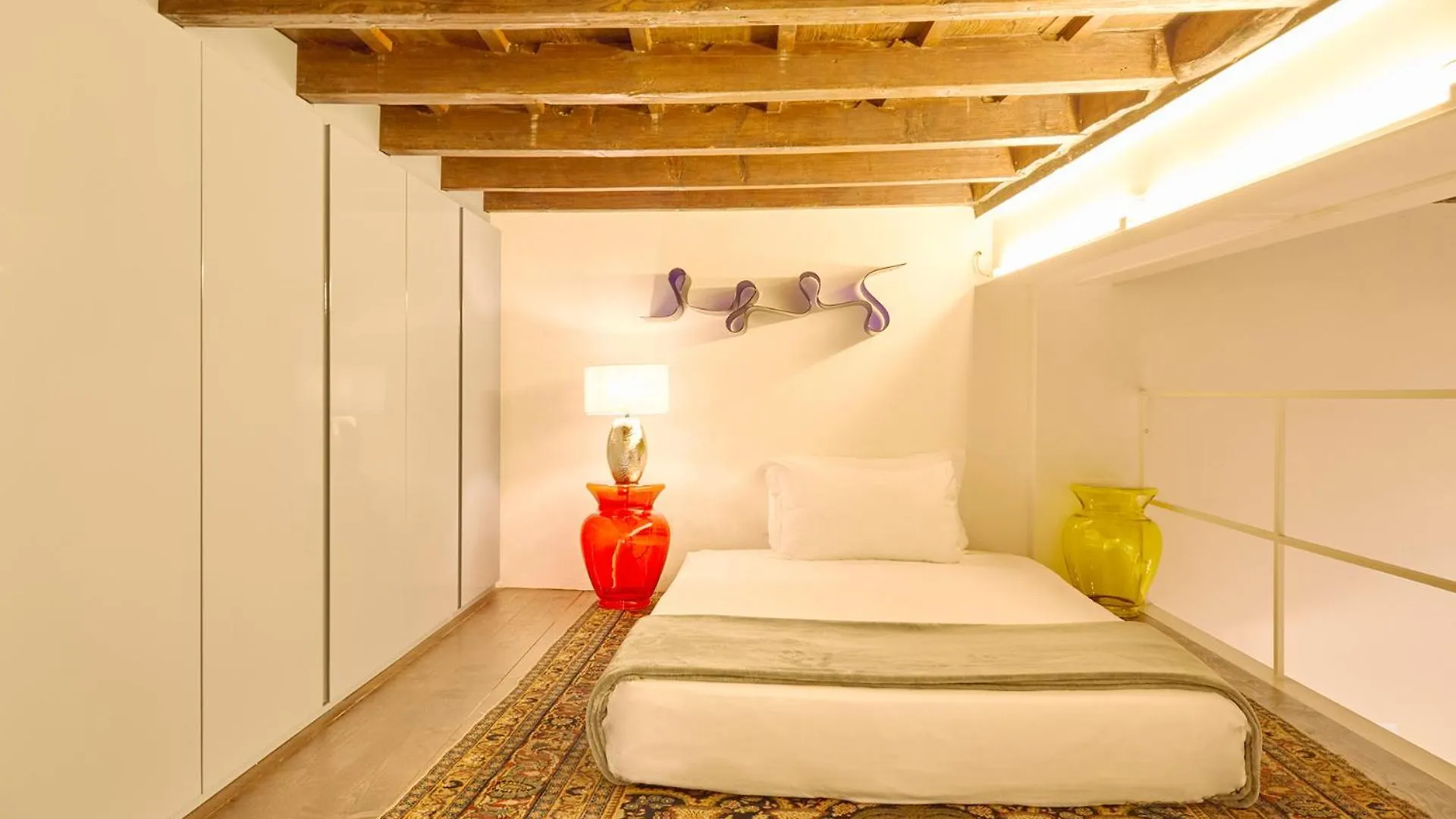 Milan Retreats Duomo Apartment Italy