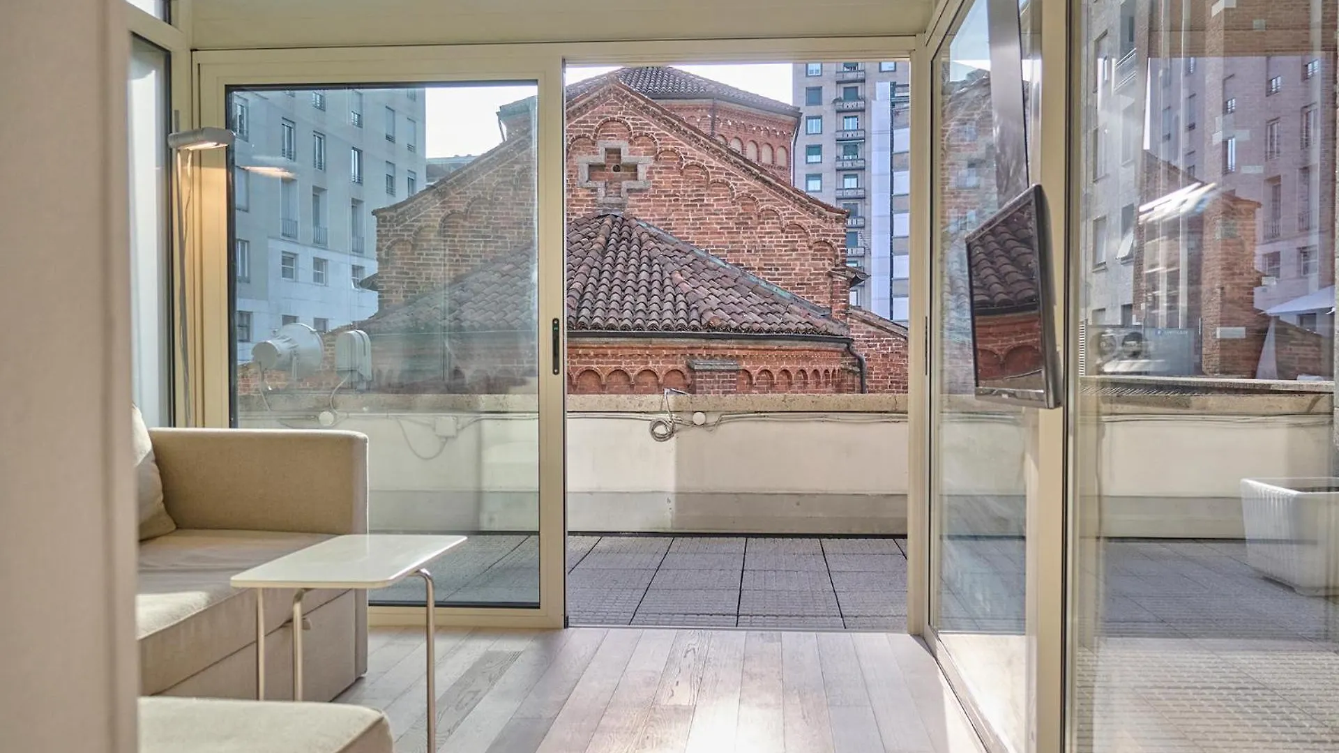 Milan Retreats Duomo Apartment